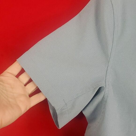 lululemon athletica Gray Casual Button Down Shirt - Picture 5 of 7